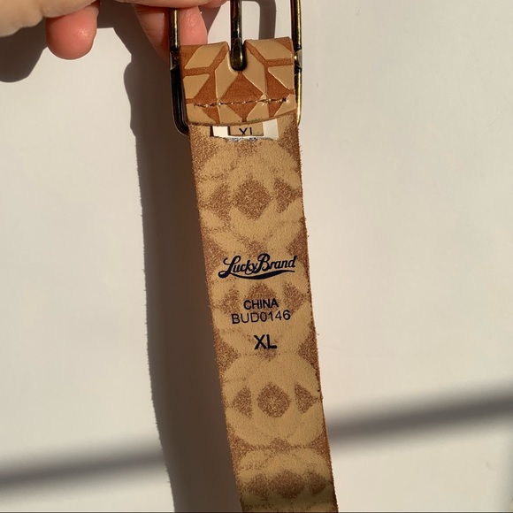 Lucky Brand Embossed leather belt - Picture 5 of 8